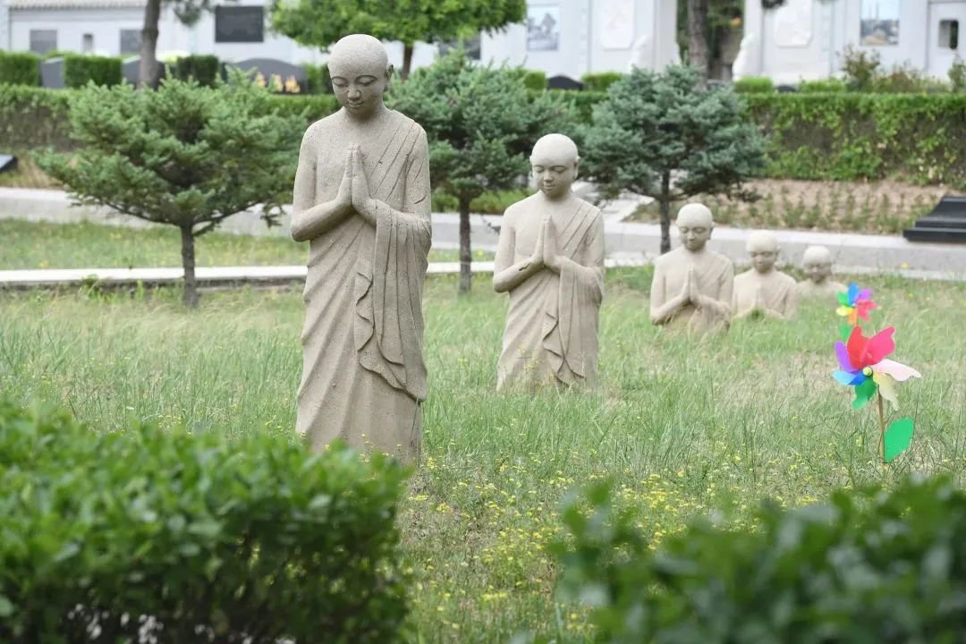 寒衣节将至，，，，，，，请文明祭祀寄悲哀！