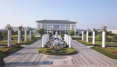 匠心独运：二十四孝浮雕柱的艺术泛起与文化传承